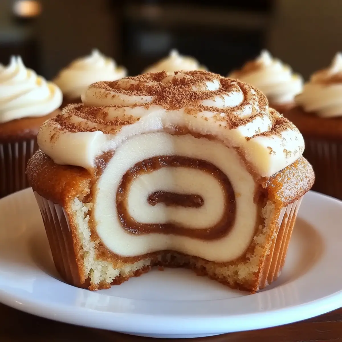 Cinnamon Roll Cupcakes With Swirl Frosting