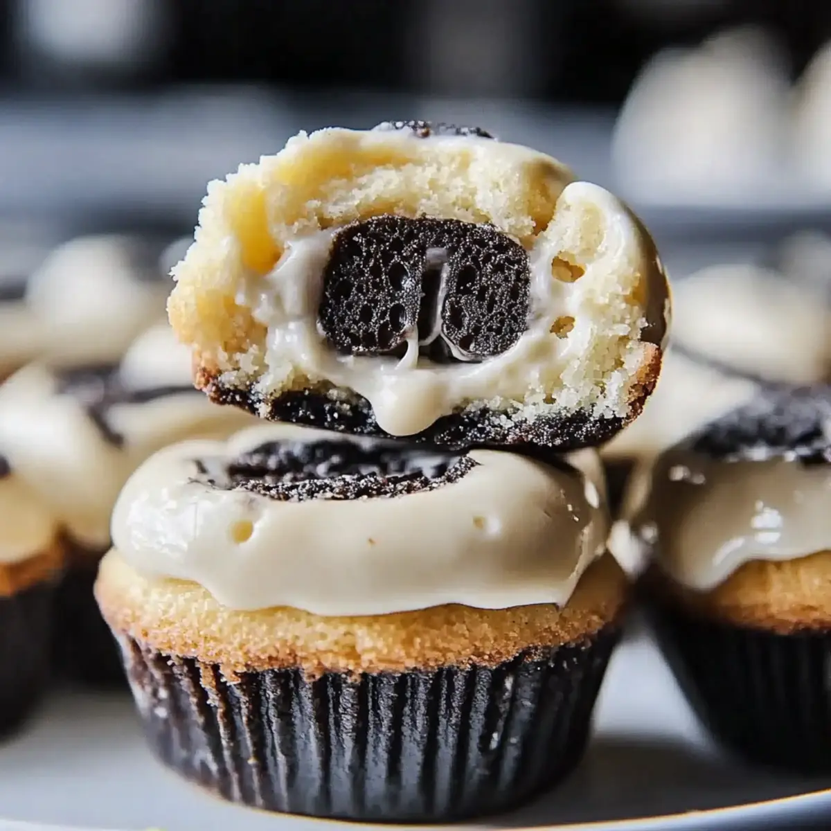 Oreo Cheesecake Bites